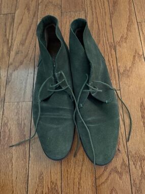 Men's Green Suede Jones Bootmaker Chukka Boots - Lace-Up Casual Dress